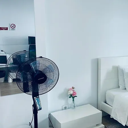 Homey Paco de Arcos